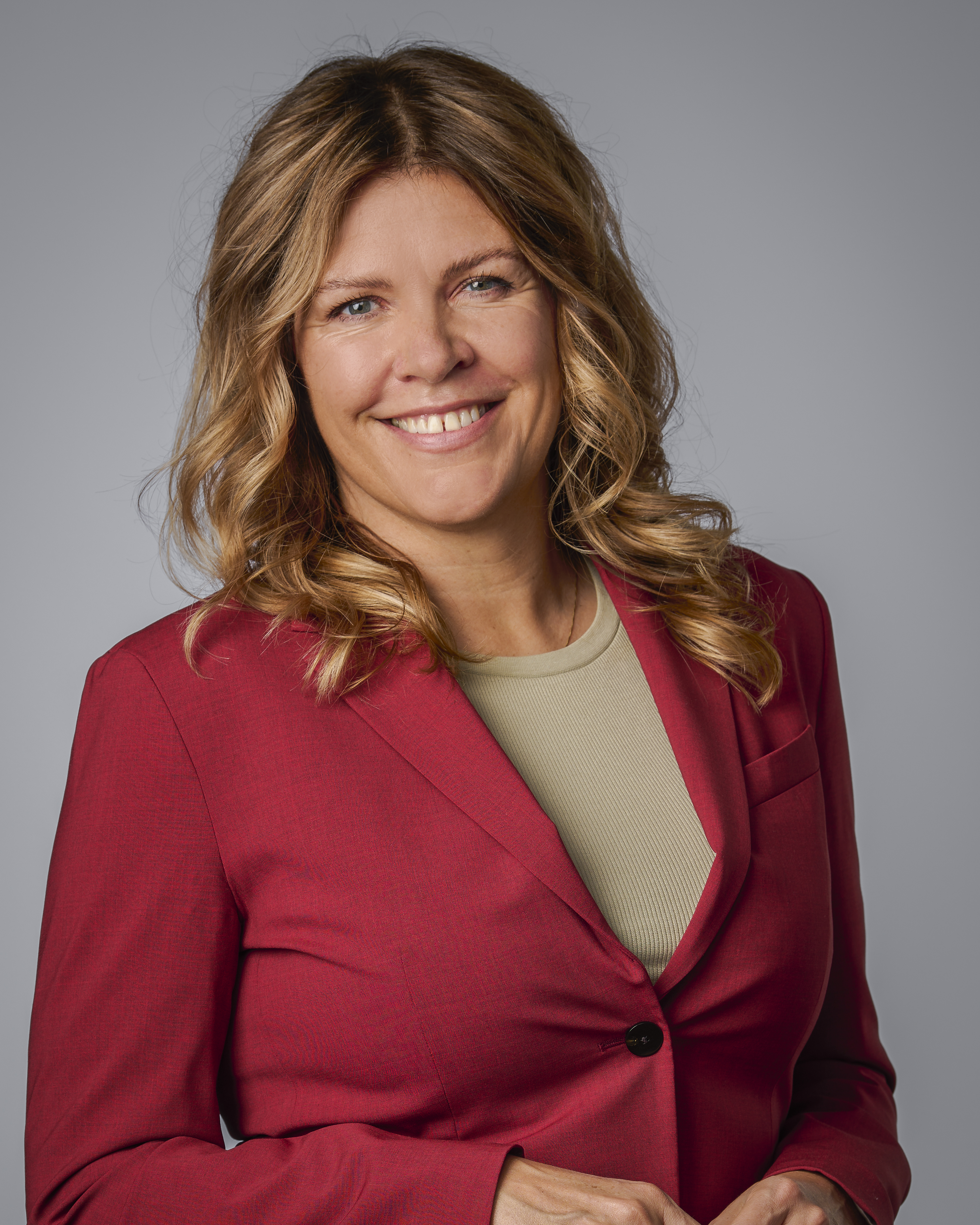 Tindved_Portrett_Ellen_Cecilie_Mostad_02